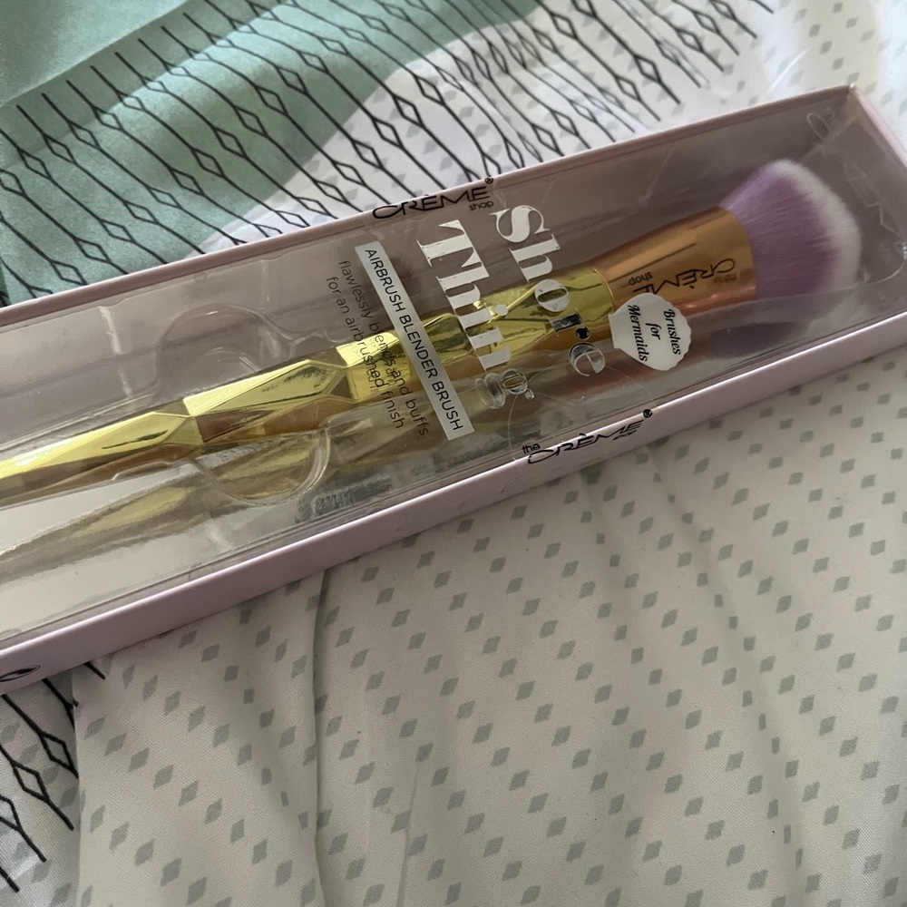 Creme Shop Purple and Gold Makeup Brush